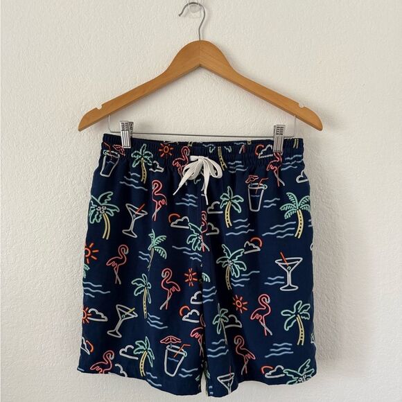 Chubbies The Neon Lights Classic Swim Trunks 7" in Navy Graphic - Large - Picture 3 of 9
